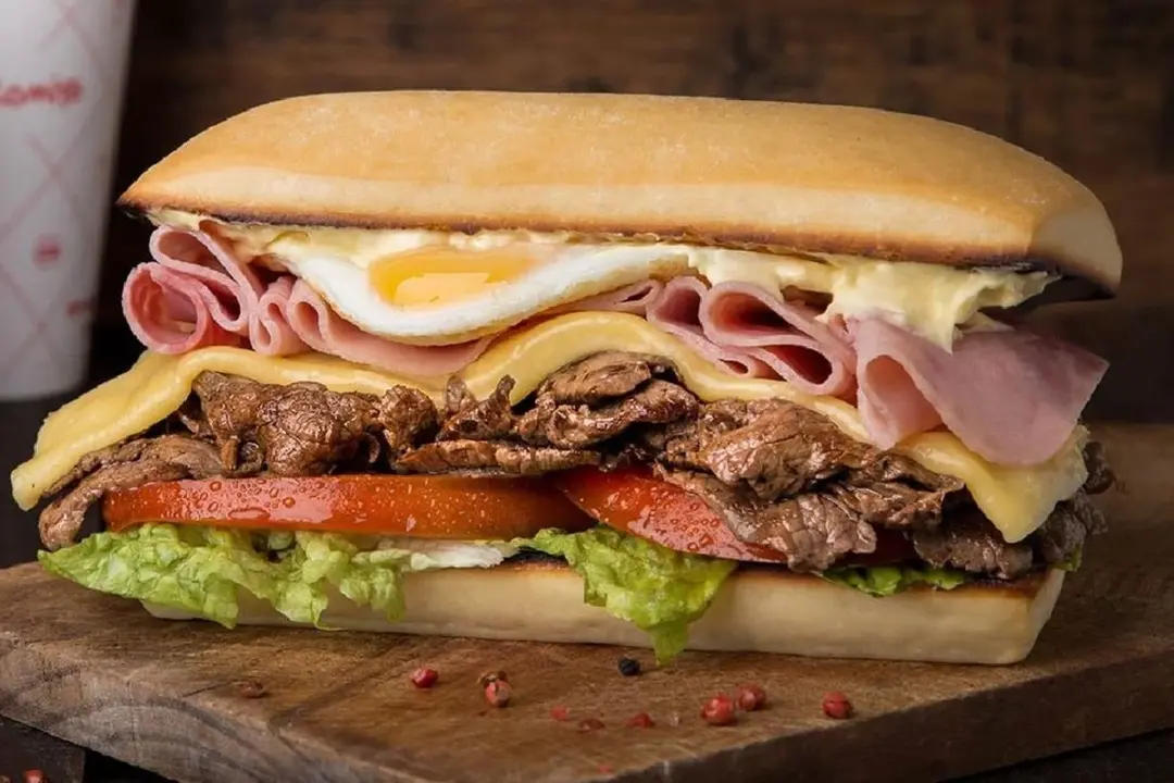Sandwich De Lomito